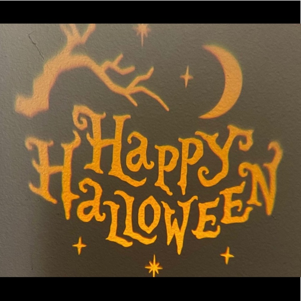 NEW BBW Projector Witches Cottage Wallflower Plug 2022 Halloween Limited Edition - Picture 2 of 10